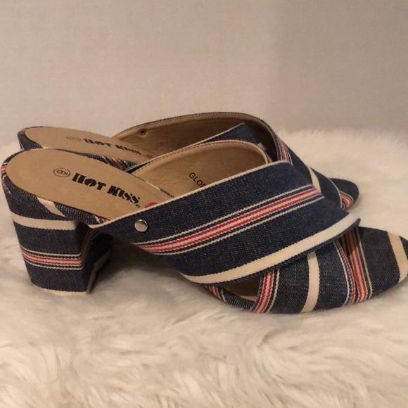 Hot Kiss “Gloria” Denim Fabric Slide Sandals - Picture 3 of 6